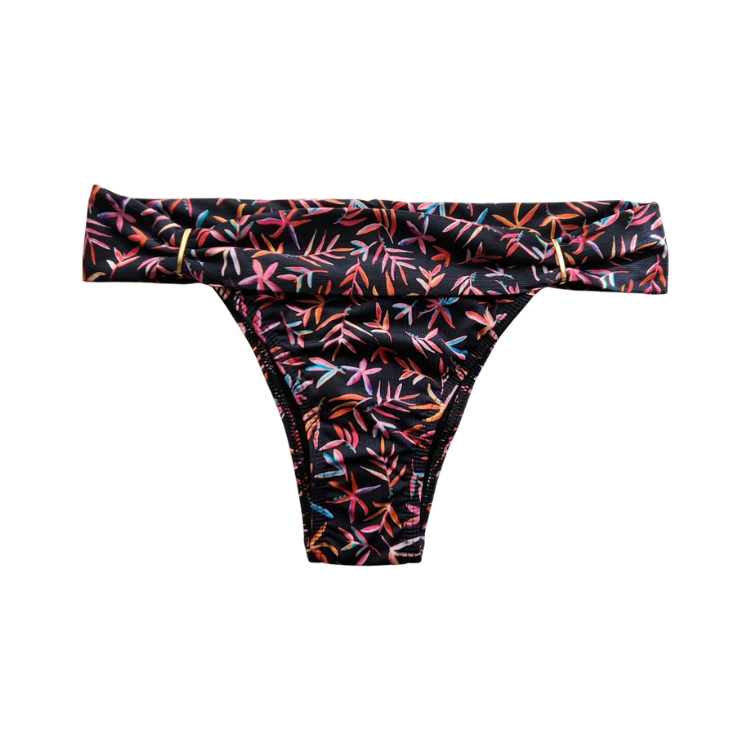 Double Waisted Metal Styles