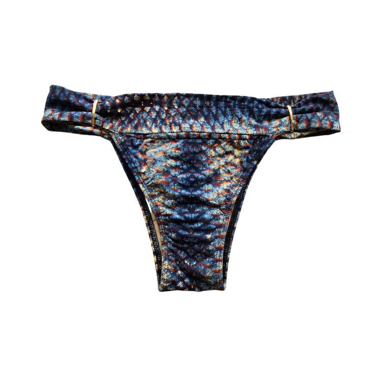 Double Waisted Metal Styles