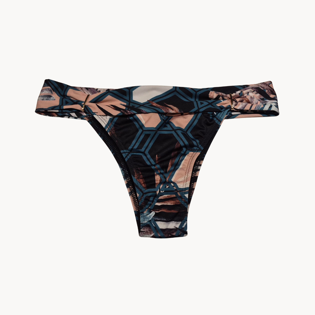 Double Waisted Metal Styles